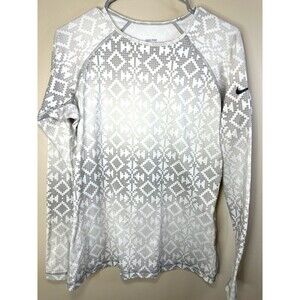 Nike Pro Women's Long-Sleeve Geo Print 
Fleece Lined Performance Top P2P 20”